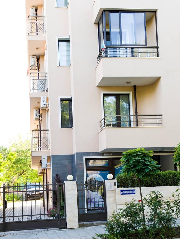 Ddenko Apartment Burgasz Kültér fotó